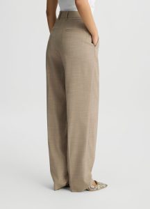 Pantalón modelo Con Piega-Liujo