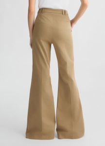 Pantalón modelo Flare-Liujo