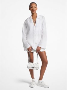 Blusa de ramio con escote V