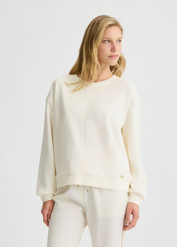 Sudadera modelo Ecs Chiusa-Liujo