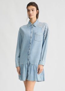 Vestido modelo Lace