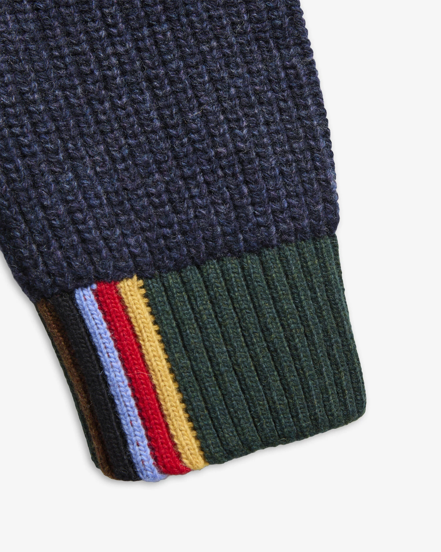 MKN1796BR37-6-barbour-ecuador
