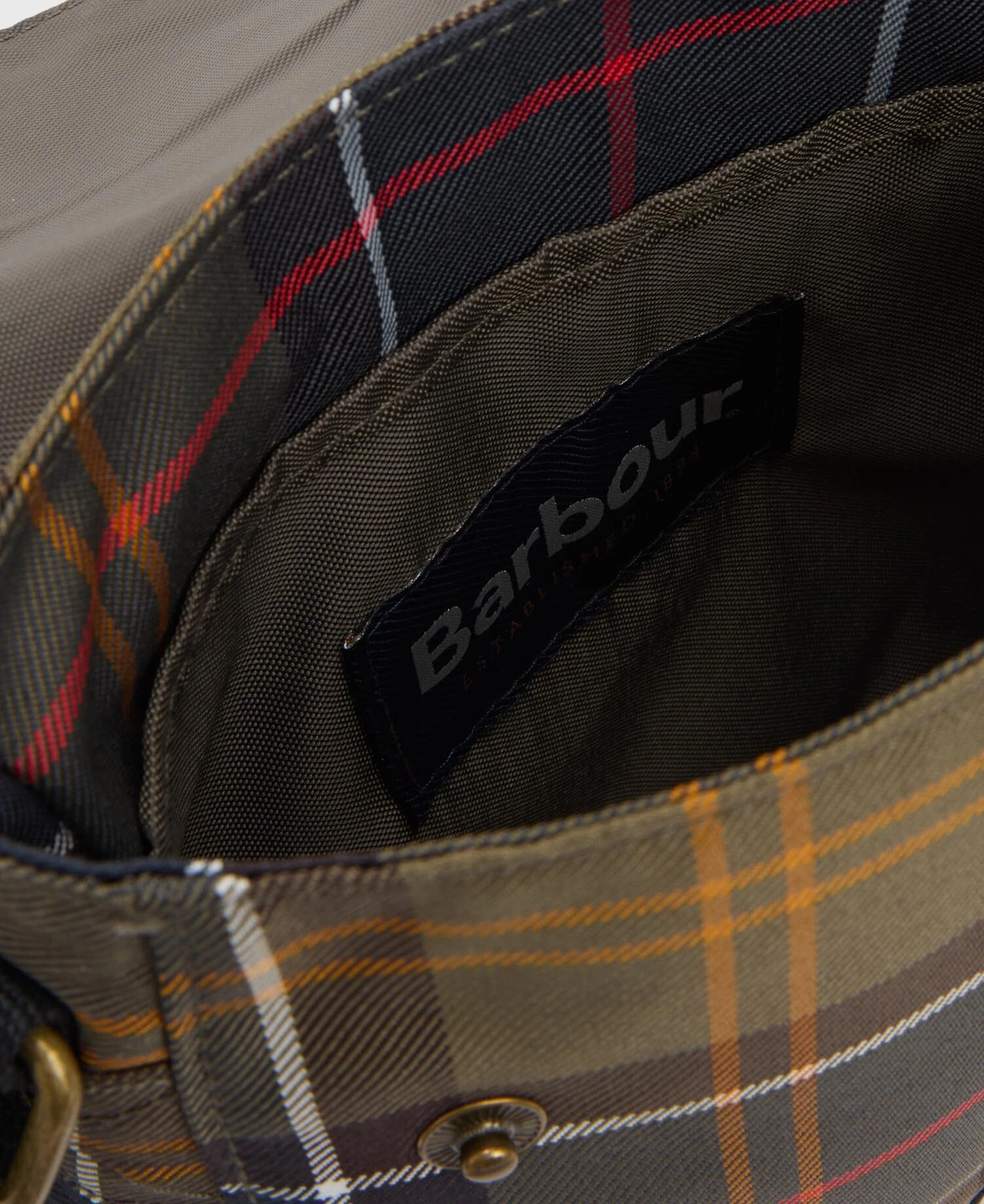 UBA0753TN11-6-barbour-ecuador